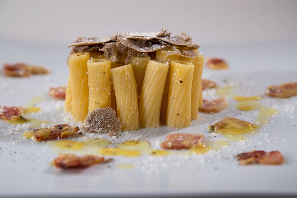 Barilla Collezione Rigatoni Recipe with Porcini Mushrooms and Creamy Leek and Fontina Cheese Sauce