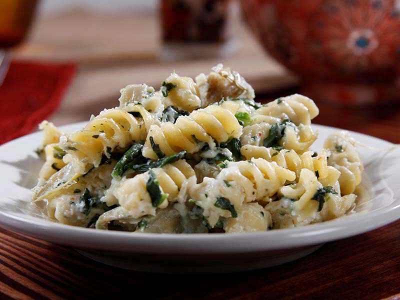 Rotini Bake with Creamy Artichokes and Spinach Sauce